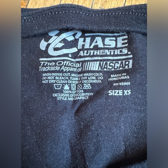 Authentic women’s nascar tee - Picture 3 of 3